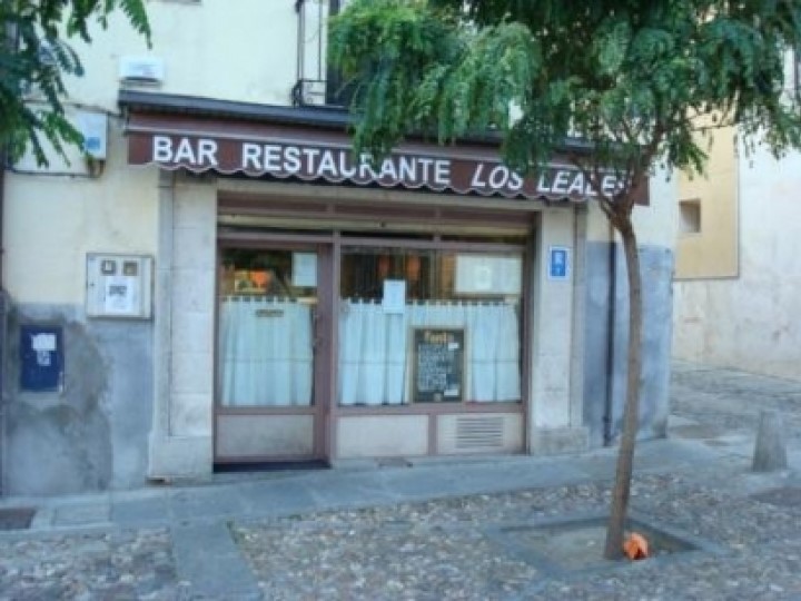 BAR RESTAURANTE LOS LEALES