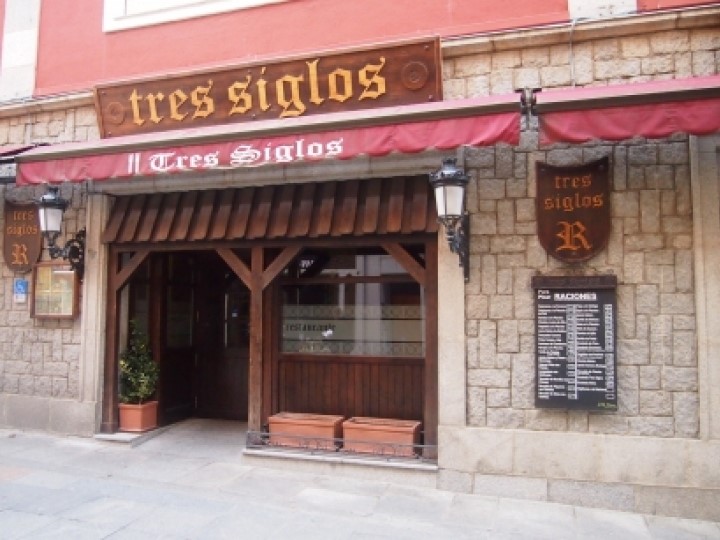 RESTAURANTE LOS TRES SIGLOS