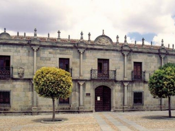 Museo de Ávila - Casa de los Deanes