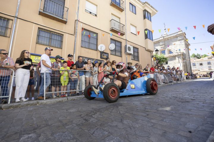 III Carrera de Autos Locos