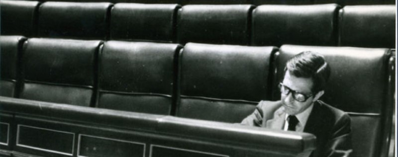 Adolfo no estás sólo. In memoriam