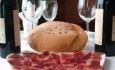 jamon-iberico-con-vino